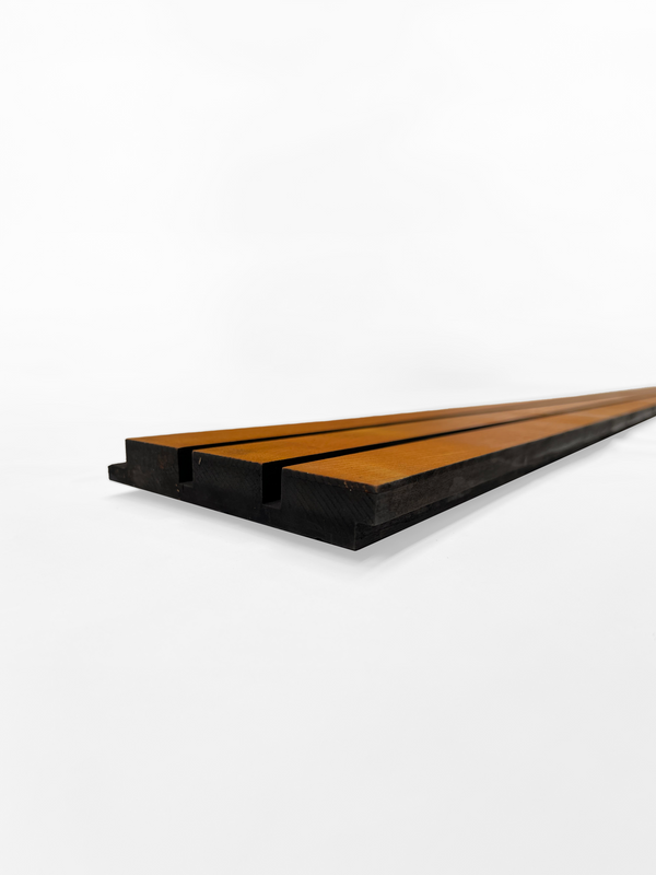 Panel ścienny 3D termodrewno 250x13,3x2cm – widok produktu na białym tle